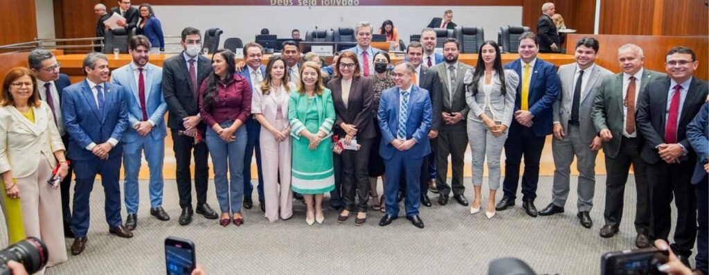 Catulé Júnior é empossado no cargo de Terceiro Vice-Presidente da Mesa Diretora Catulé Júnior é empossado no cargo de Terceiro Vice-Presidente da Mesa Diretora