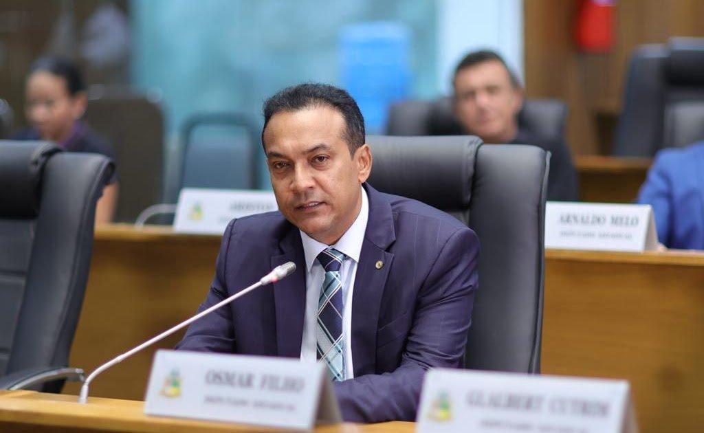 Deputado Júnior Cascaria anuncia emenda de R$ 1 milhão para a educação de Poção de Pedras