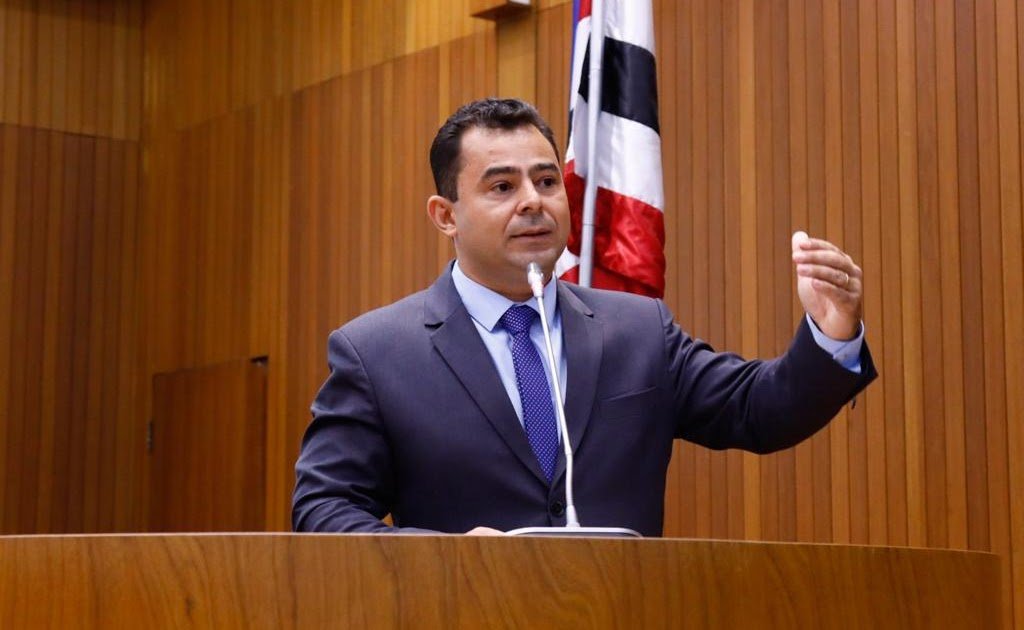 Deputado Eric Costa chama atenção para a questão da regularização fundiária no Maranhão