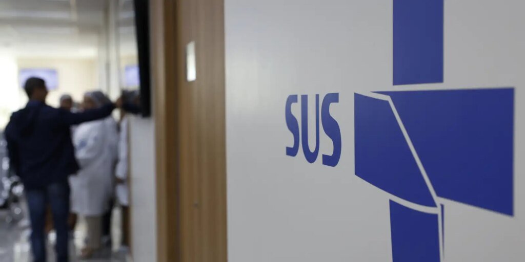 Câmara aprova MP que cria programa Agora Tem Especialistas Câmara aprova MP que cria programa Agora Tem Especialistas