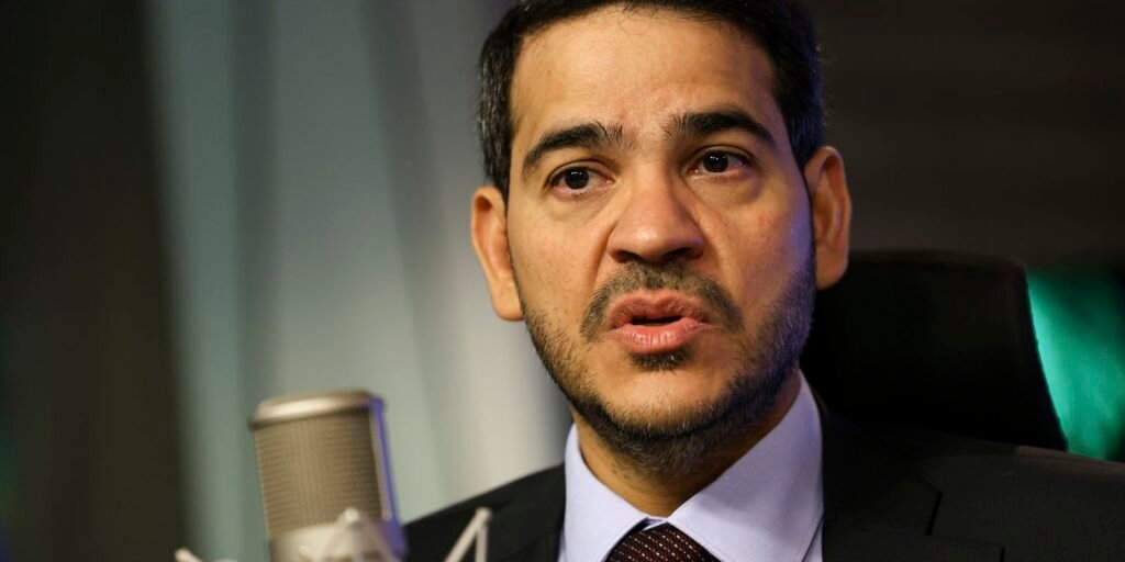 “Não vamos abrir mão da democracia”, diz Messias após visto revogado “Não vamos abrir mão da democracia”, diz Messias após visto revogado