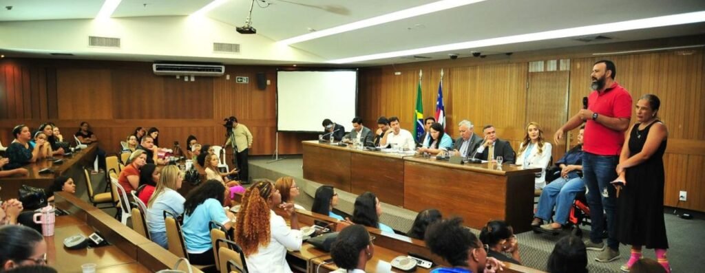 Audiência Pública discute atendimento a crianças atípicas na rede particular de saúde Audiência Pública discute atendimento a crianças atípicas na rede particular de saúde