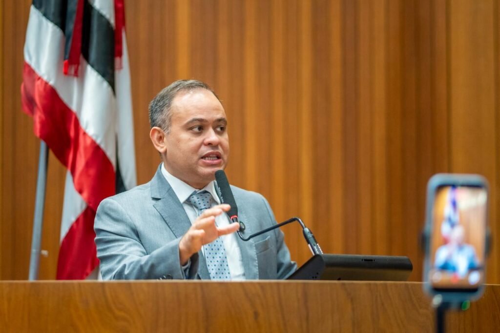 Catulé Júnior destaca avanço no licenciamento do aterro sanitário de Caxias Catulé Júnior destaca avanço no licenciamento do aterro sanitário de Caxias