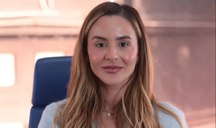 Em evidência: Natassia Weba se destaca frente a SECTI Em evidência: Natassia Weba se destaca frente a SECTI