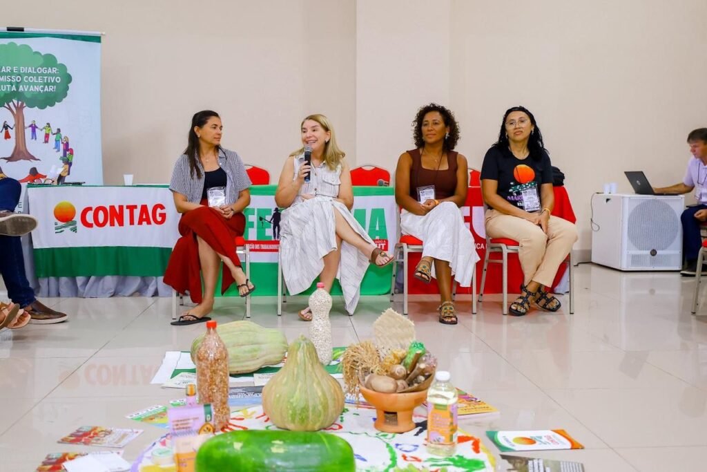 Iracema Vale reafirma compromisso do Parlamento com trabalhadores rurais e o desenvolvimento do campo Iracema Vale reafirma compromisso do Parlamento com trabalhadores rurais e o desenvolvimento do campo