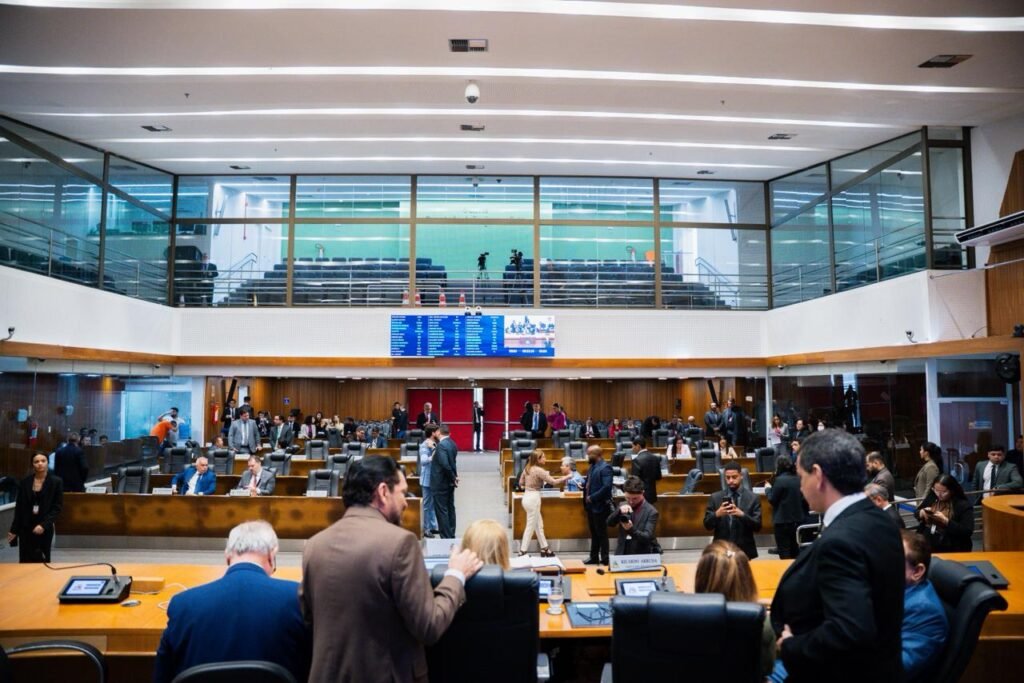 CPI na Assembleia vai aprofundar investigação sobre pedido de afastamento do vice-governador pelo MPMA CPI na Assembleia vai aprofundar investigação sobre pedido de afastamento do vice-governador pelo MPMA