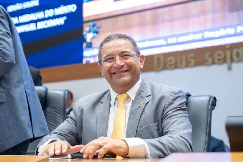 Deputado Jotta Pinto tome posse no lugar de Júnior Cascaria Deputado Jotta Pinto tome posse no lugar de Júnior Cascaria