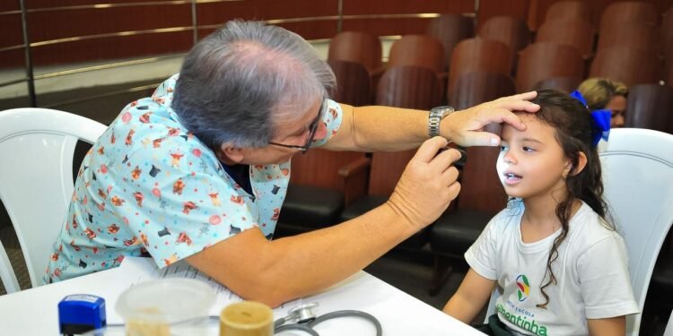 Creche-Escola Sementinha realiza avaliação periódica da saúde dos alunos
