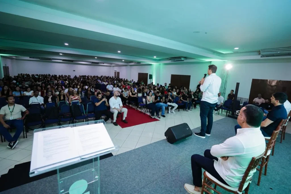 O pré-candidato Orleans Brandão defende planejamento estratégico voltado à valorização dos profissionais de saúde