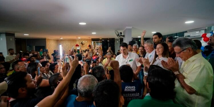 Orleans Brandão reúne multidão em Rosário e assume compromisso de impulsionar o turismo na Região Munim