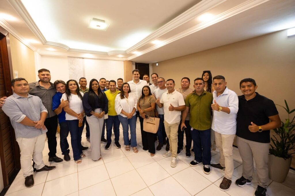 Orleans Brandão amplia base na Região dos Lençóis com adesão de grupo político de Santo Amaro
