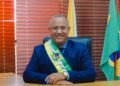 ABANDONO EM VARGEM GRANDE: Sem novos contratos em 2025, prefeitura deixa população na poeira, buraqueira e lameiro