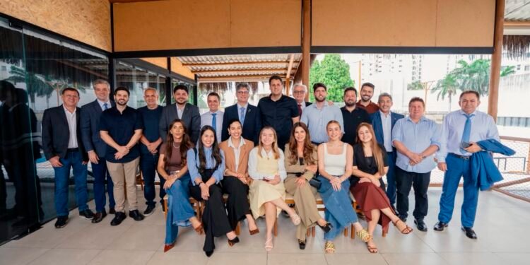 Orleans Brandão reúne pré-candidatos do MDB para alinhamento político