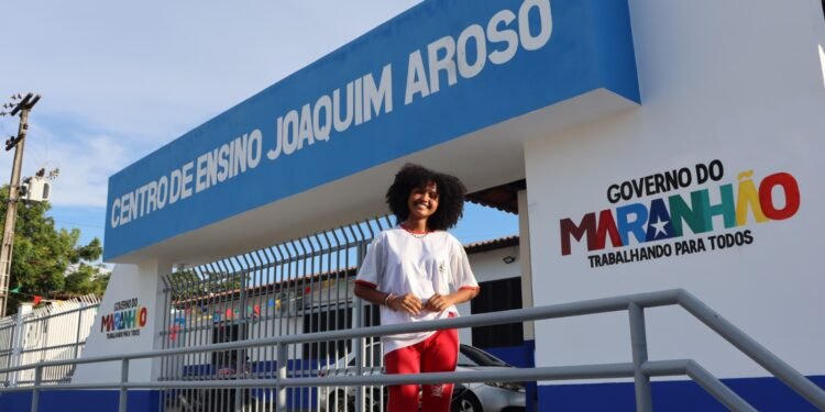 EDUCAÇÃO: Governo do Maranhão entrega escola totalmente reformada na Raposa e fortalece educação na Região Metropolitana
