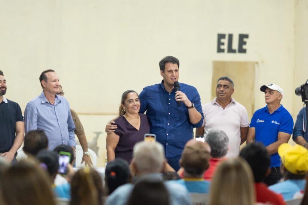 Em Riachão, Orleans Brandão recebe apoio da prefeita Paula Coelho e defende continuidade do municipalismo