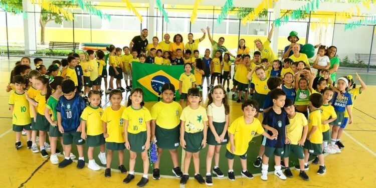 Sementinha encerra a Copinha em clima de Copa do Mundo e integração escolar