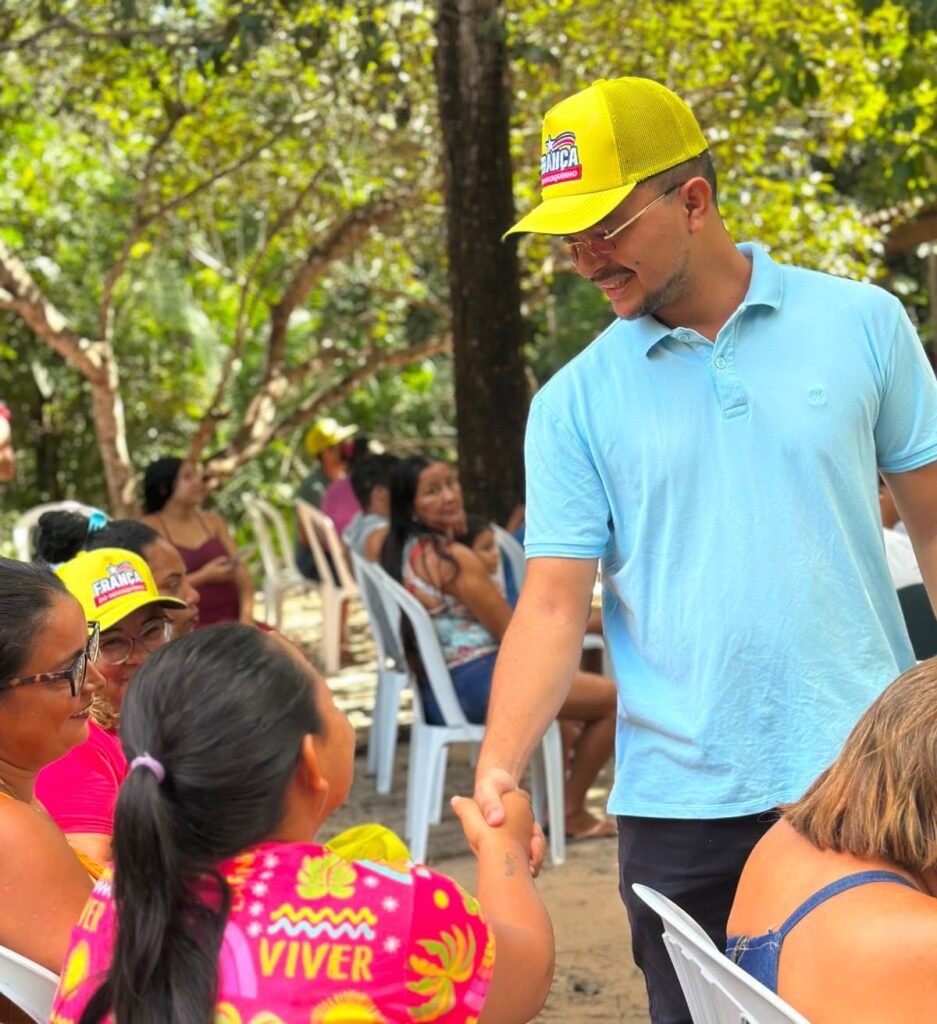 Quem é Renan Monteles? Conheça o jovem professor que vem se consolidando como uma das principais lideranças políticas de São Benedito do Rio Preto Quem é Renan Monteles? Conheça o jovem professor que vem se consolidando como uma das principais lideranças políticas de São Benedito do Rio Preto
