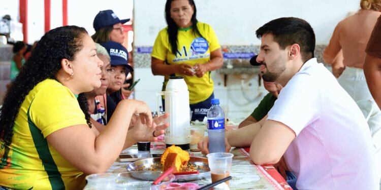 Em pré-campanha por Codó, Rui Jorge Neto reforça compromisso com o diálogo no Mercado Central e em reuniões comunitárias