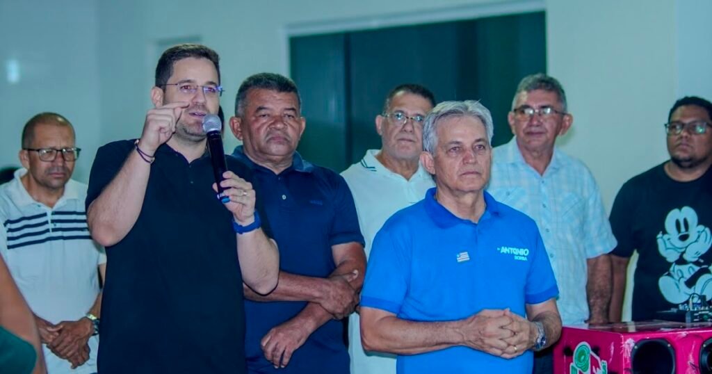 Dr. Antônio Borba reúne profissionais da saúde e fortalece alianças Dr. Antônio Borba reúne profissionais da saúde e fortalece alianças