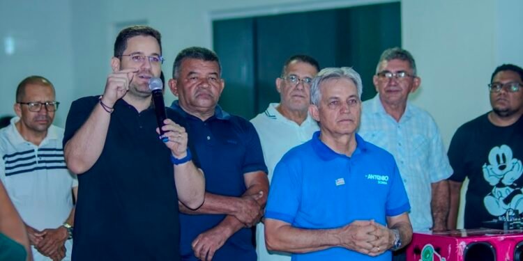 Dr. Antônio Borba reúne profissionais da saúde e fortalece alianças