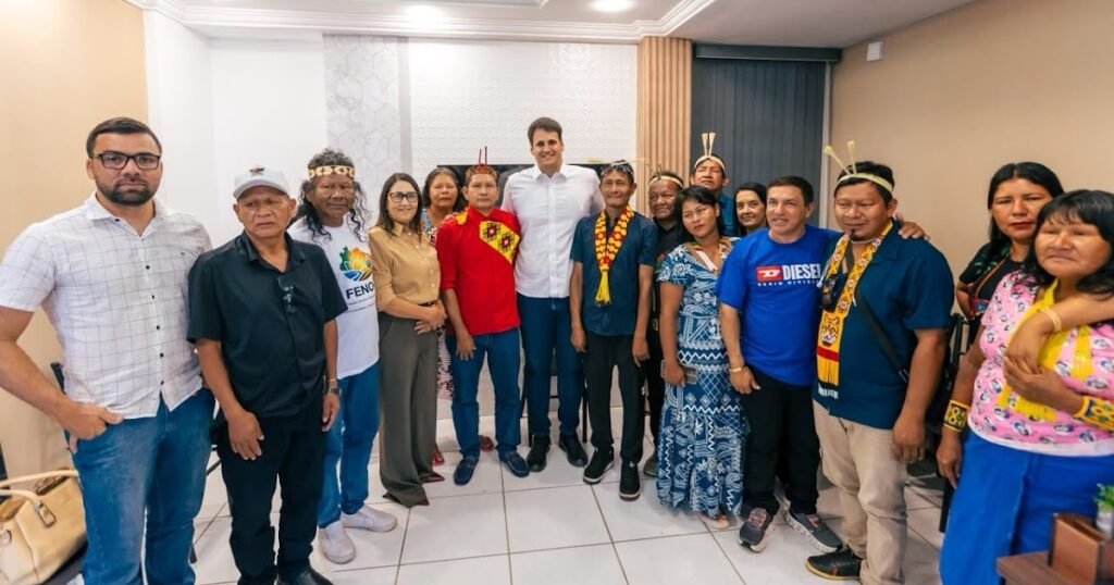 Orleans Brandão reúne-se com lideranças indígenas e assume compromisso com políticas de valorização dos povos originários Orleans Brandão reúne-se com lideranças indígenas e assume compromisso com políticas de valorização dos povos originários