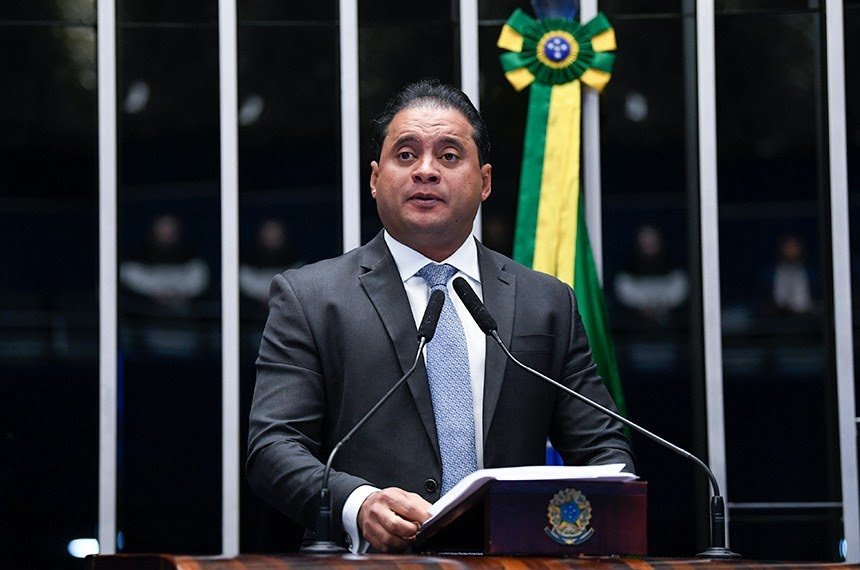 MPE recua de impugnação e dá parecer favorável ao registro de candidatura de Weverton