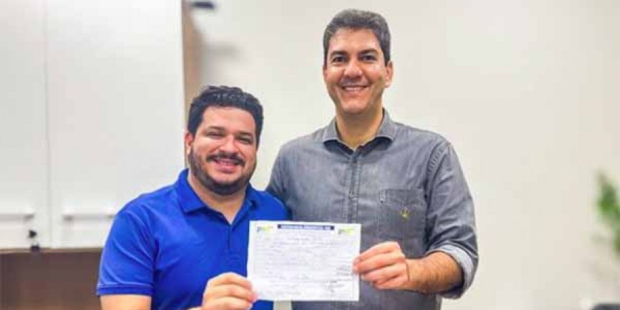 Eduardo Braide fala em tirar políticos dos hospitais, mas sua própria trajetória com Dr. Joel contradiz o discurso
