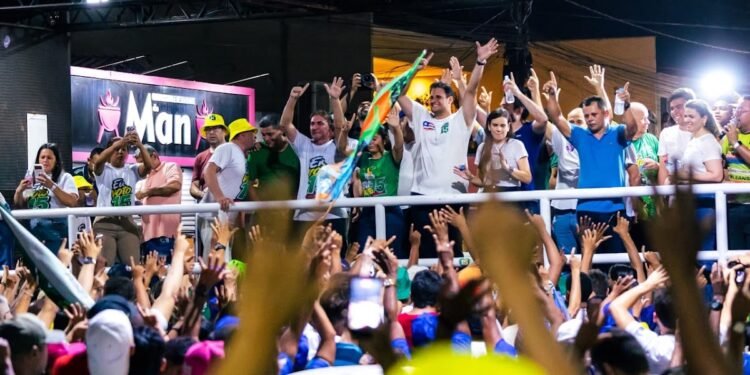 Mais de 15 mil pessoas seguem Orleans Brandão e fazem de Pedreiras palco de uma noite histórica