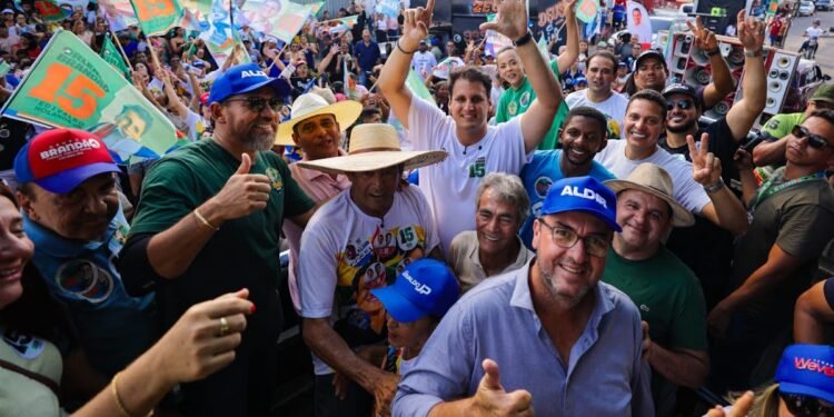 Em Vila Nova dos Martírios, Orleans Brandão é recebido com festa e reforça compromisso com a região Tocantina