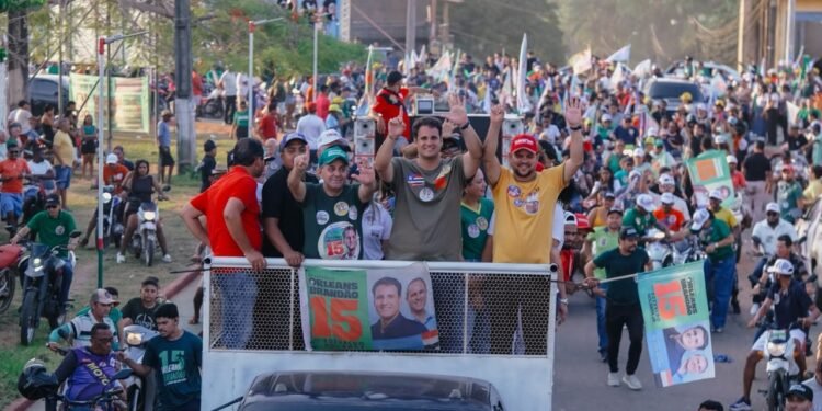 Motocada e arrastão gigantes mostram que Matinha está fechada com Orleans Brandão
