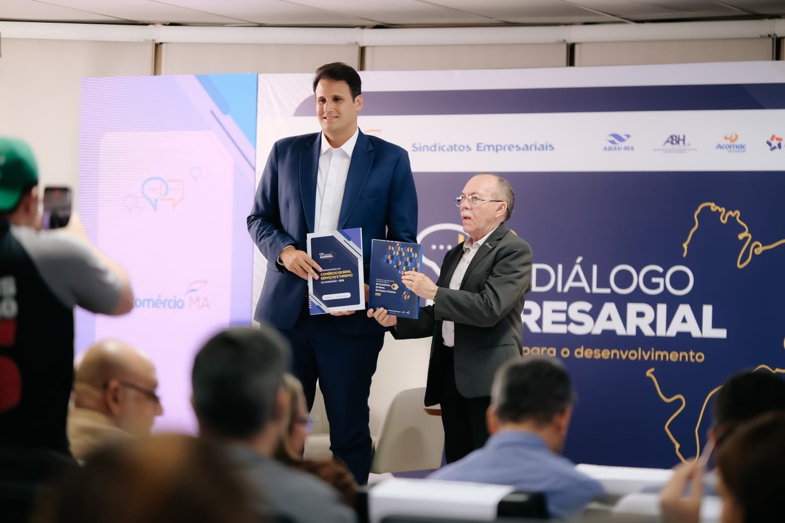 Na Fecomércio, Orleans Brandão apresenta propostas para fortalecer empresas e gerar empregos no Maranhão
