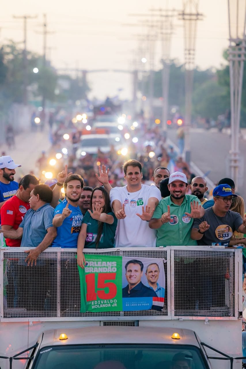 Multidão acompanha Orleans em Vargem Grande, que anuncia ações para água, saúde e segurança