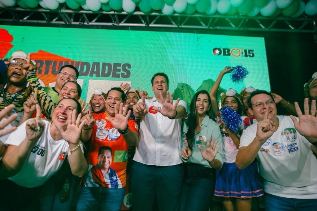 Orleans Brandão fortalece parceria com Marlon Botão e mobiliza apoiadores em encontro lotado na Vila Embratel