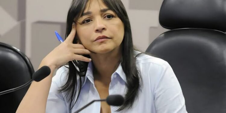 Com desgaste entre evangélicos, Eliziane enfrenta dificuldades para se reeleger ao Senado