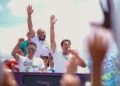 Beto Castro reúne multidão no Bairro de Fátima em Arrastão da Ilha em apoio a Orleans Brandão