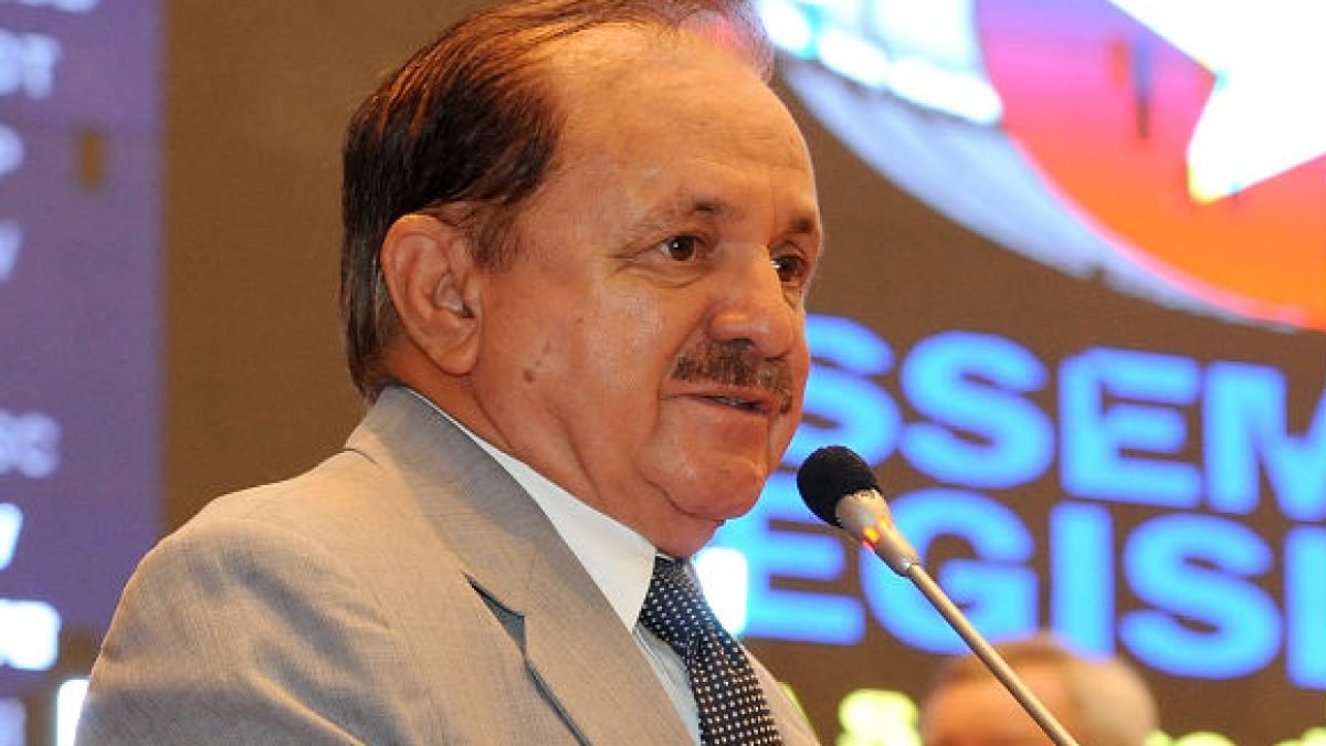 144009909-44094192noticia