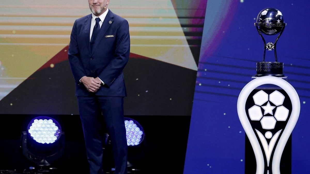 2025-03-17t231819z_1076914042_up1el3h1sqhng_rtrmadp_3_soccer-libertadores-draw.jpg