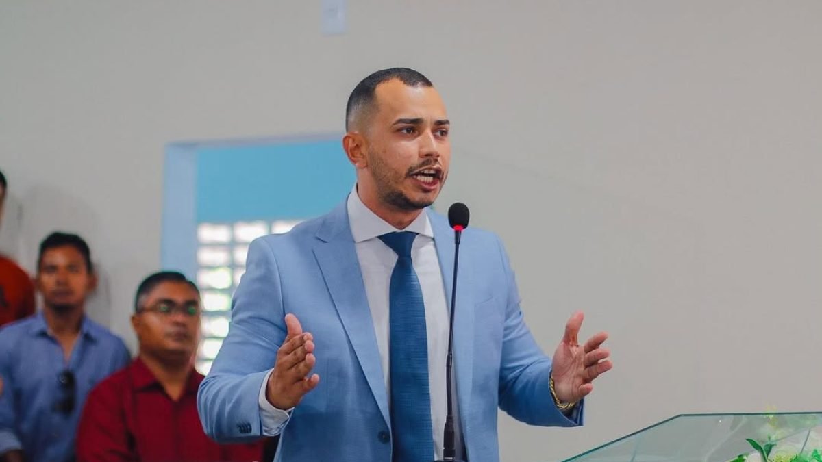 Graças a Deus e ao povo de Vargem Grande fomos empossados para exercer o mandato de vereador na legislatura de 2025-2028_ e o sentimento é de gratidão e (