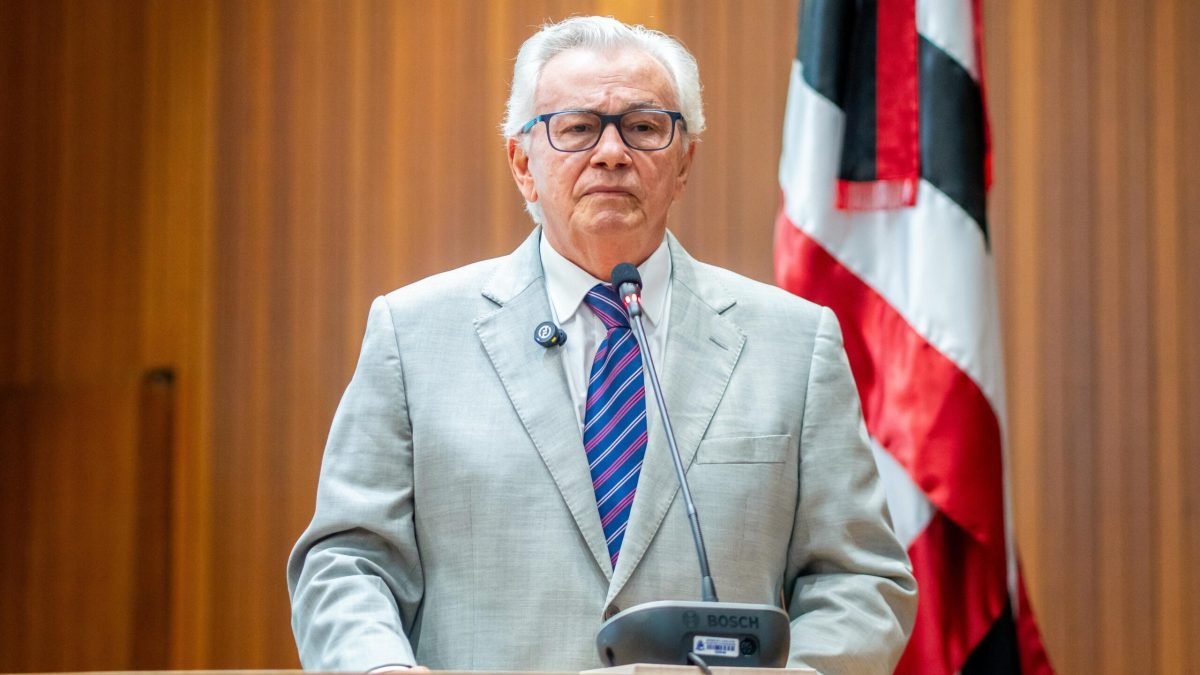 Arnaldo Melo é autor da proposição que trata sobre universalização, organização, modernização e funcionamento das bibliotecas escolares