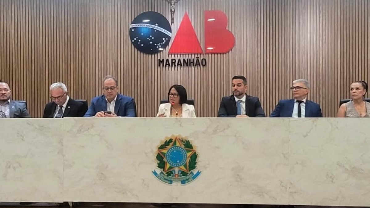 Nesta manhã do dia 19 de junho_ no auditório da OABMA_ foi realizada Audiência Pública de prestação de contas_ promovida pelos Promotores de Justiça_6