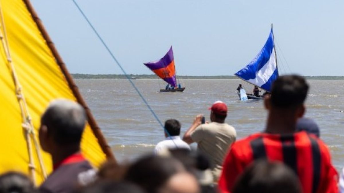 - Regata de Canoa a Vela e a Remo em Tutóia teve apoio do governo (Foto: Fernando dos Anjos)