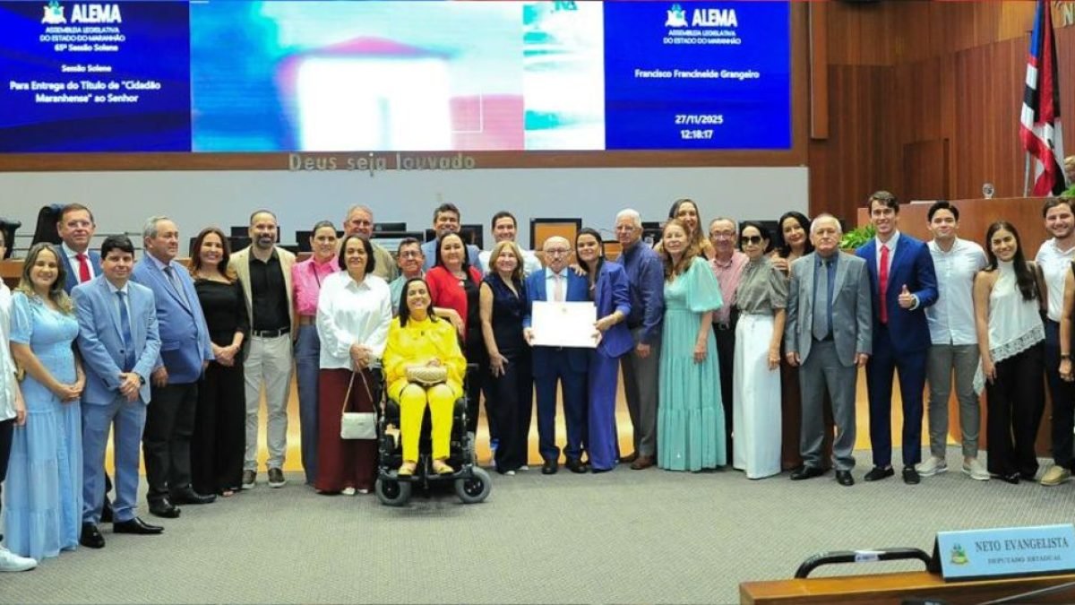 Título de 'Cidadão Maranhense' foi entregua ao professor Francisco Francineide Grangeiro