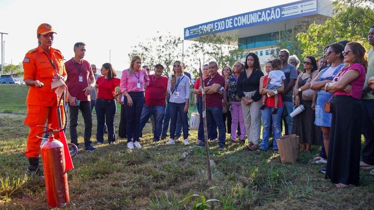 A capacitação visa orientar os comerciantes que atuarão no Arraial da Assembleia sobre como agir diante de situações de risco de incêndio