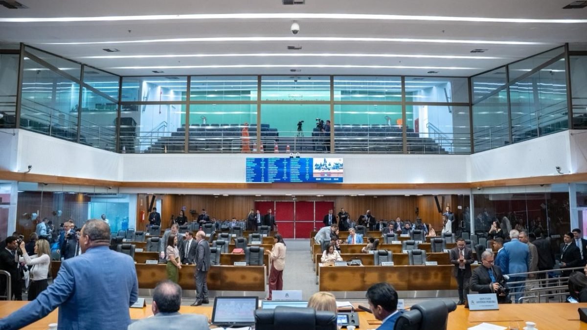 Matéria foi aprovada na sessão plenária desta terça-feira (31)